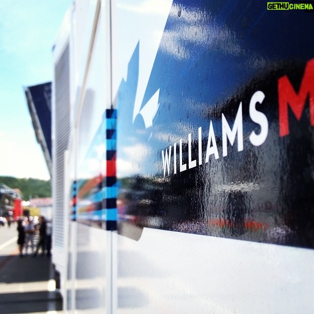 Ted Kravitz - 165 Likes - Back at the front of the grid, Austria, 2014