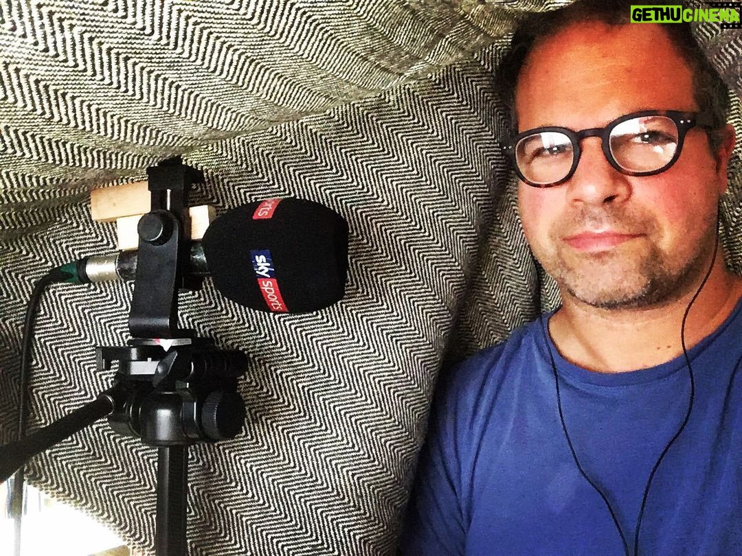 Ted Kravitz - 3.4K Likes - Jenga blocks for precision mic position.