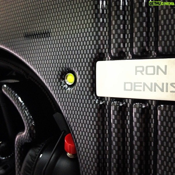 Ted Kravitz - 78 Likes - Switched on, McLaren Garage