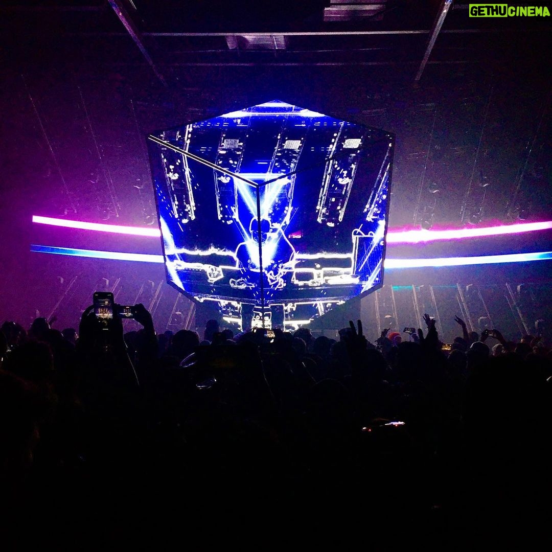 Ted Kravitz - 1.6K Likes - Deadmau5, Brooklyn, New York.