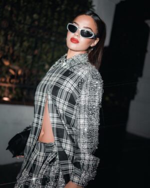 Tessa Brooks Instagram - A @calzedonia night 🪩 #calzedomania #ad