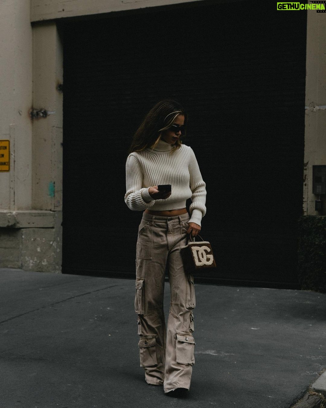 Tessa Brooks Instagram - waiting for coffee