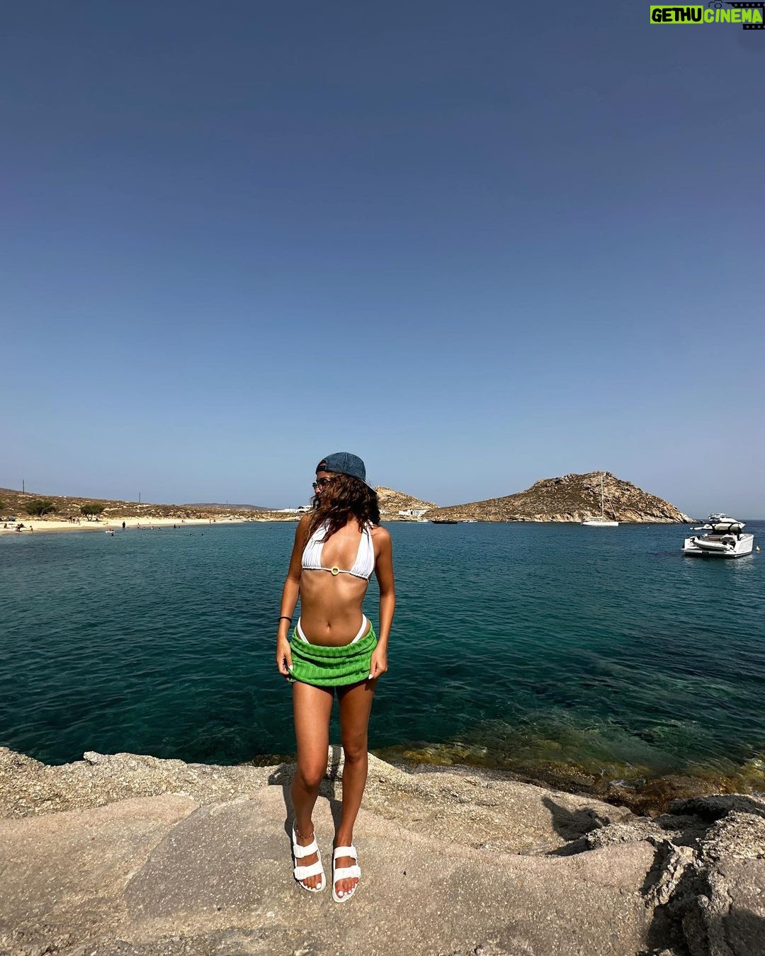 Tessa Brooks Instagram - the most amazing week with @revolve 🧜♀️ Mykonos, Greece