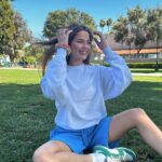 Tessa Brooks Instagram - fun lil park day 🕺 @alo