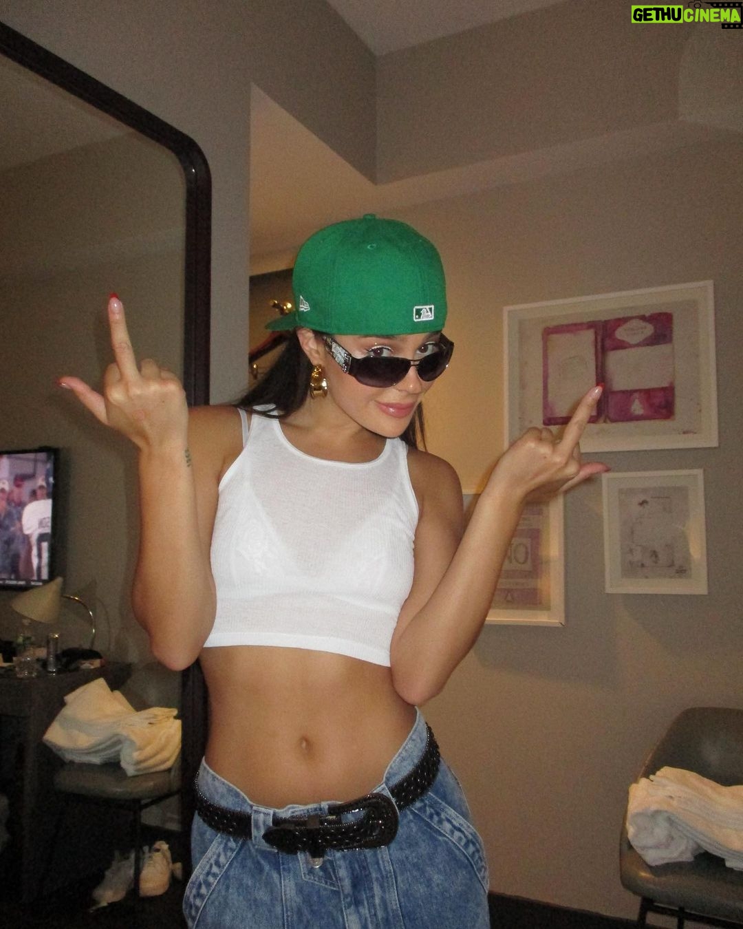 Tessa Brooks Instagram - me in my favorite shorts 😎