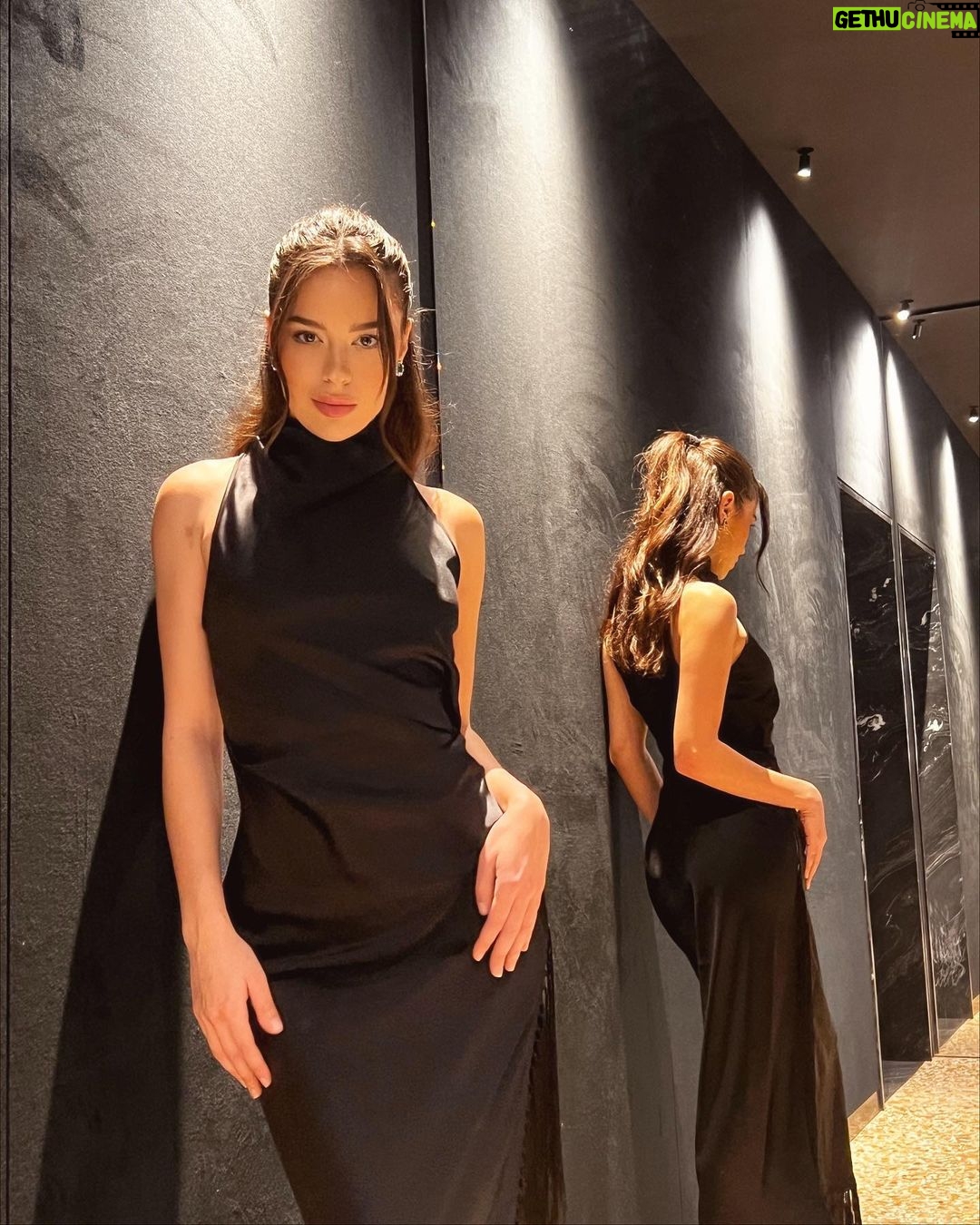 Tessa Brooks Instagram - today at @gianvitorossi 💚 Milan, Italy