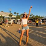 Tessa Brooks Instagram - ain’t it funny how life changes 🤠🎶 Stagecoach Festival