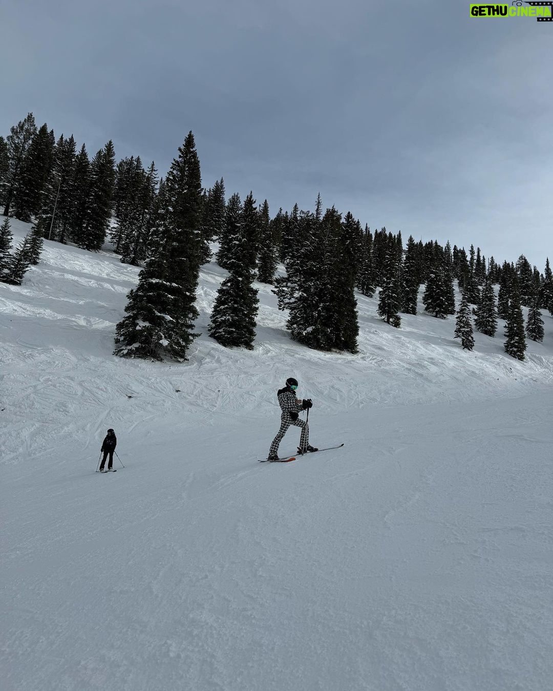 Tessa Brooks Instagram - Many perfect moments on this trip @perfectmomentsports
