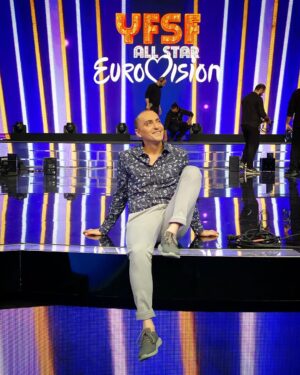 Thanasis Alevras Instagram - When I ‘m in the the studio, there are no boundaries...........................• 
  Justin Timberlake, me too.
 💫
Styling @nikolpanagiotou 

Thank you 
@block_jeans 
@crocsgreece 

#yfsf_ant1