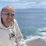 Thanasis Alevras Instagram - Καλή Ανάσταση φίλοι μου!!! Οι Γιορτές γενικά είναι μια ψυχαναγκαστική Κατάσταση!!!! Να περάσετε όπως ακριβώς θέλετε!! Κι ό, τι σημαίνει για τον Καθ έναν Ανάσταση!!!!! ********************************************** Για μένα Ανάσταση , σημαίνει Συγχώρεση!!!!! Μόνο. 🙏
