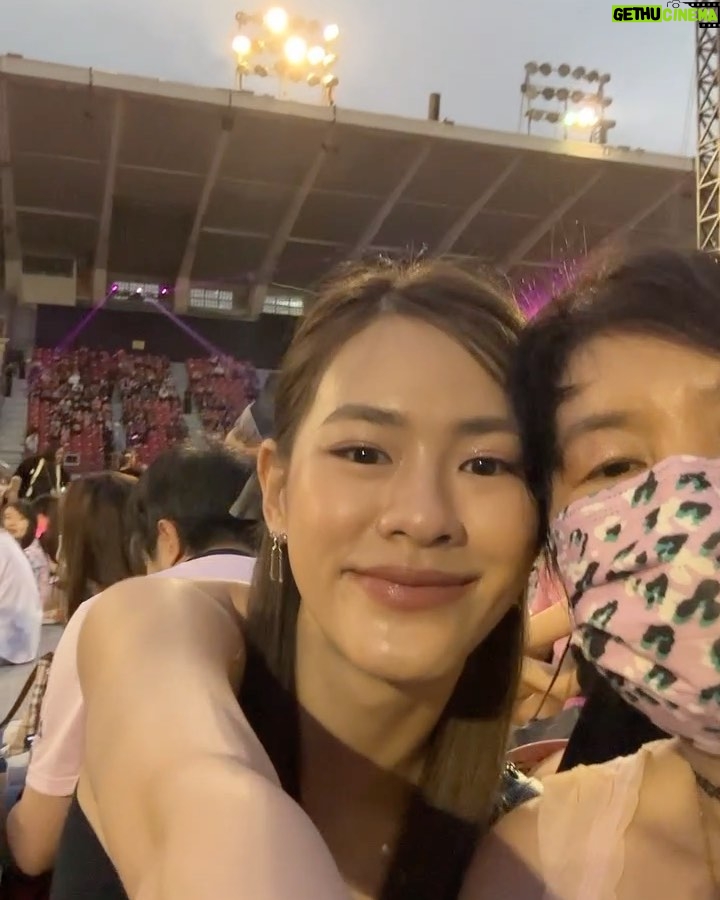 Thasorn Klinnium Instagram - เนียนๆได้มั้ย🤣🖤💗