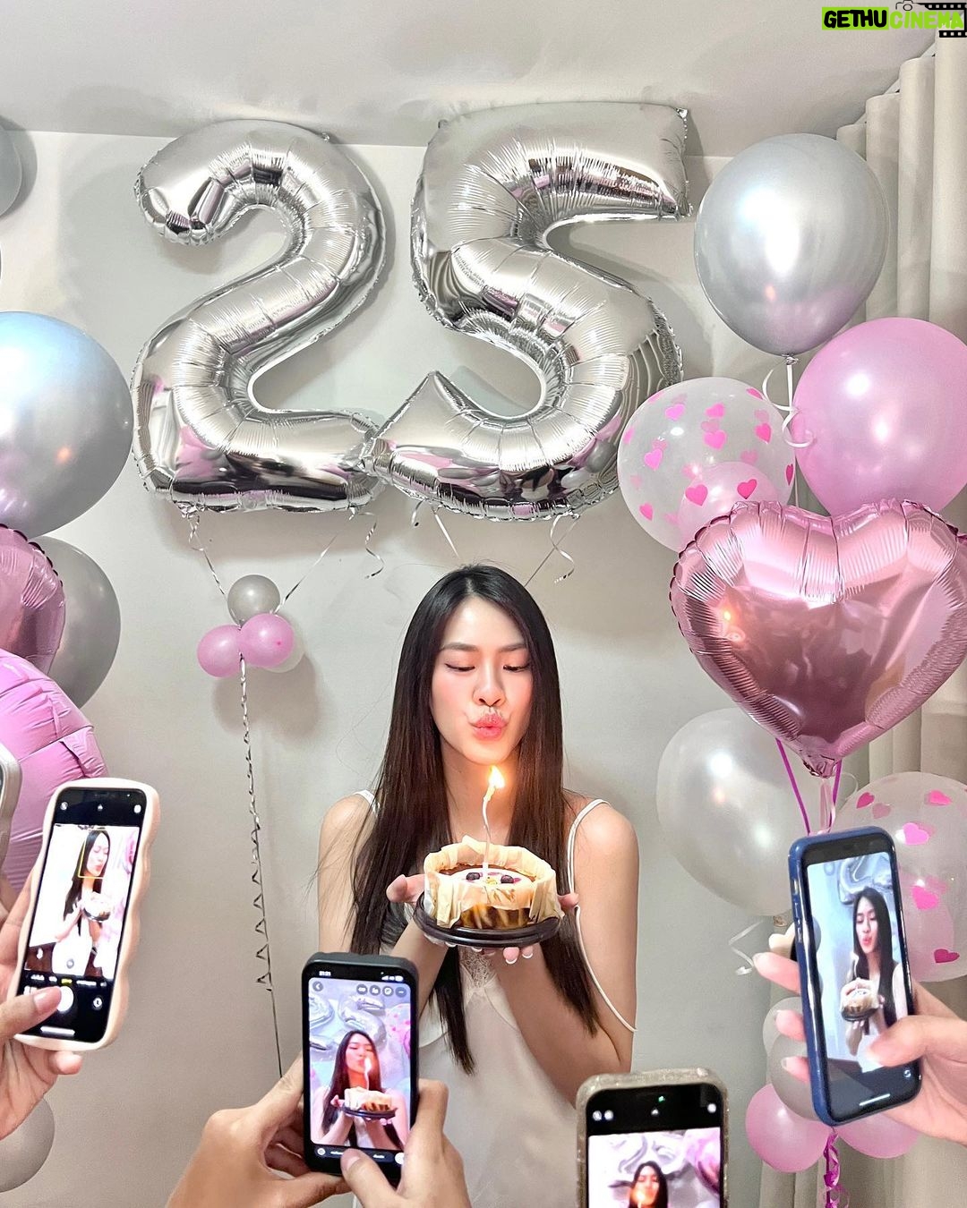 Thasorn Klinnium Instagram - น้องมี่อายุ25แล้วงับพี่ๆ🫠🤏🏽