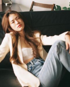 Thasorn Klinnium Instagram - December mood❤️‍🩹🎄🧸 📸 #film by @tongsouthern
