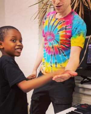 The Gregory Brothers Instagram - 🌽🎹♥️Tariq aka Corn Kid meeting Michael for the 1st time & learning how to play ‘It’s Corn’ ♥️🎹🌽

Right now the ONLY place to follow Tariq is on TikTok at /kornboyofficial