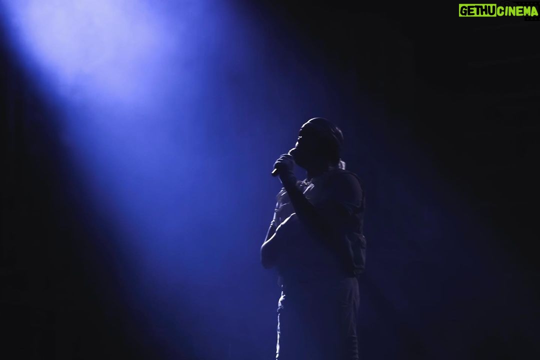 The Weeknd Instagram - fell in love with 160,000 people in london ✨ London, United Kingdom