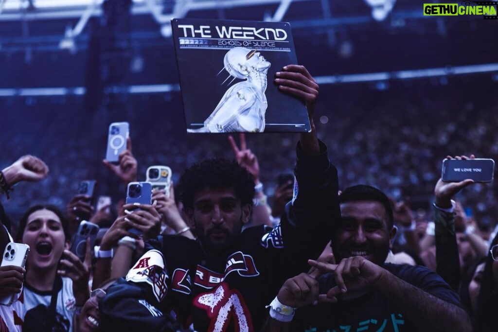 The Weeknd Instagram - fell in love with 160,000 people in london ✨ London, United Kingdom