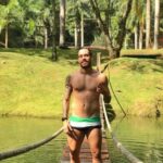 Thiago Luz Instagram - Vivendo longe de qualquer vestígio de negatividade.. 🍃💚