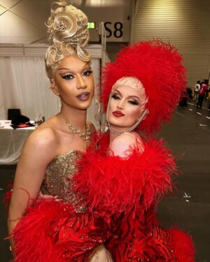 Tia Kofi Instagram - Drag Con Day Two 👑
A fabulous final day at @rupaulsdragcon with wonderful people wearing my Meet the Queens look for UK versus the World! A huge thanks to everyone who worked on the booth and all the gorgeous people I got to meet!
Corset @misty_couture 
Skirt @liquorice_original @liquorice_black 
Hair @styledbyvodka 
#dragrace #dragraceuk #dragqueen
