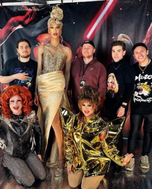 Tia Kofi Instagram - Drag Con Day Two 👑
A fabulous final day at @rupaulsdragcon with wonderful people wearing my Meet the Queens look for UK versus the World! A huge thanks to everyone who worked on the booth and all the gorgeous people I got to meet!
Corset @misty_couture 
Skirt @liquorice_original @liquorice_black 
Hair @styledbyvodka 
#dragrace #dragraceuk #dragqueen