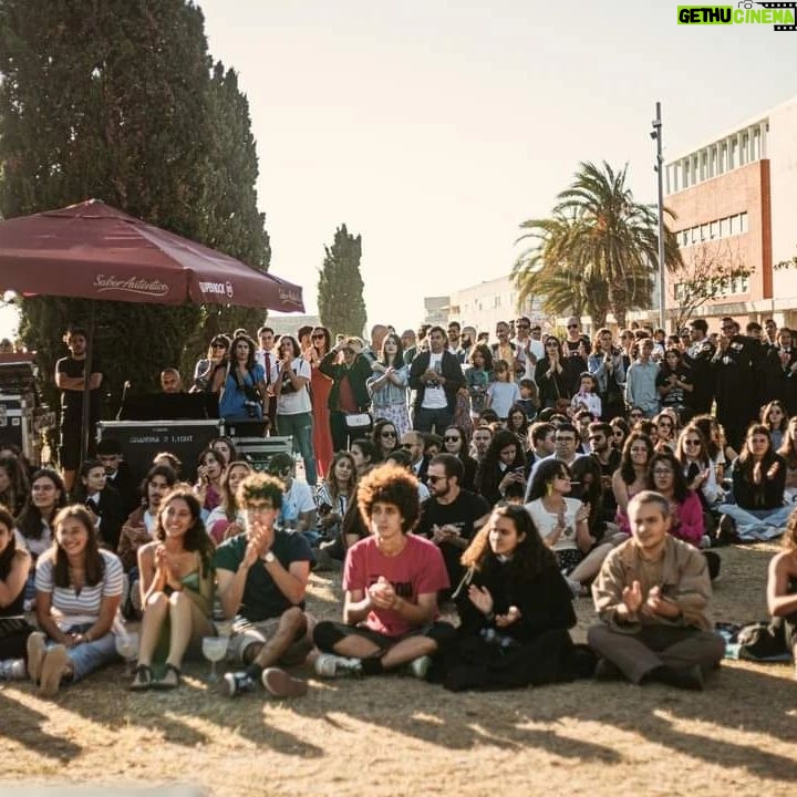 Tiago Bettencourt - 1.2K Likes - No passado sábado, leve concerto de fim de tarde no Campus da Universidsde de Aveiro @aauav_
