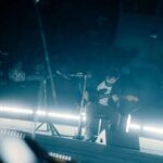 Tiago Bettencourt Instagram - Terceiro agradecimento: à minha super banda, com quem tenho a sorte de subir aos palcos por este país fora e com quem espero continuar a tocar e a crescer, durante muitos mais anos. O @joao_lencastre , @prl_b , @joao.n.bernardo e @joao.hasselberg . Quem já ouviu sabe que é a melhor banda do mundo 🔥 📸@ferreirasebas Coliseu dos Recreios