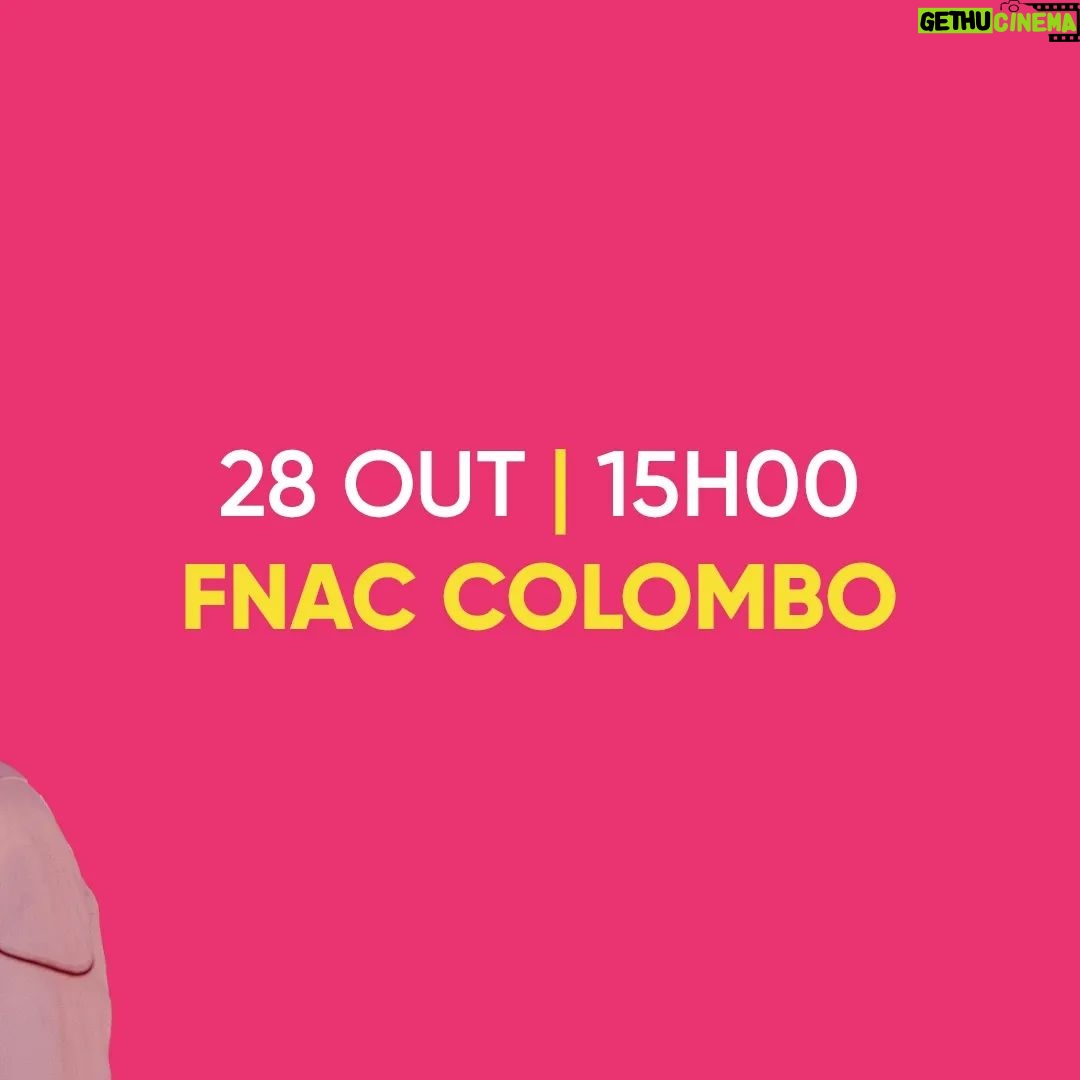 Tiago Bettencourt Instagram - No final do ano do ano passado, Tiago Bettencourt, fez dois espetáculos muito especiais, que contaram com a Orquestra Clássica do Centro de Coimbra e com a sua banda. Os espetáculos foram registados em áudio e vídeo, e deram origem a um álbum duplo "XX- Ao Vivo No Coliseu Dos Recreios – com Orquestra Clássica do Centro - volume 1 e 2". Em 2023 Tiago Bettencourt comemora 20 anos de carreira e lança o tão esperado álbum duplo ao vivo, que conta com duas convidadas especiais: Cláudia Pascoal e Mariana Norton. E ainda um tema inédito "Caminhar". Neste trabalho, Tiago Bettencourt conseguiu fundir "passado e presente - pop e clássico" nas suas canções de sucesso. Para assinalar o lançamento do disco, o artista vai estar #nafnac para apresentar alguns temas ao vivo e sessão de autógrafos. #tiagobettencourt #xx #20anosdecarreira #fnacsessions #sessaodeautografos FNAC Colombo