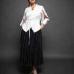 Tisca Chopra Instagram – Black and white with a hint of Christmas .. 

In
@lovebirds.studio 
@misho_designs & 
@gucci 
📸 @palashsverma 
Hair @shabnam_azmi 

#everydayslay
