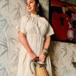 Tisca Chopra Instagram – Felt cute .. 

In my perennial go-tos 
Dress: @stylemati 
Earrings @curatedcuriosities_ 
Stack @sachdeva.ritika 
Shades @chanelofficial 
Sandals @gucci 
Bag @zara 

#ootd #everyday #casual #comfy #chic #cool #tropical #boho