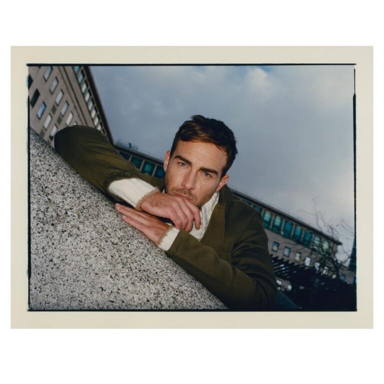 Tom Austen Instagram - THE LATERALS Winter 20 Issue Coming November @thelaterals Photographs by: @elliotjameskennedy Styling by: @rosefordestudio Grooming by: @carlosferraz_ Photo Assistant: @joehartphoto Fashion Assistant: Shannon Clayton Special thanks: @corinthialondon The Laterals Editor: @bryankjins The Laterals Creative Director: @mlvncky Interview by: @heypyeh #InterestByIdentities London, Unιted Kingdom