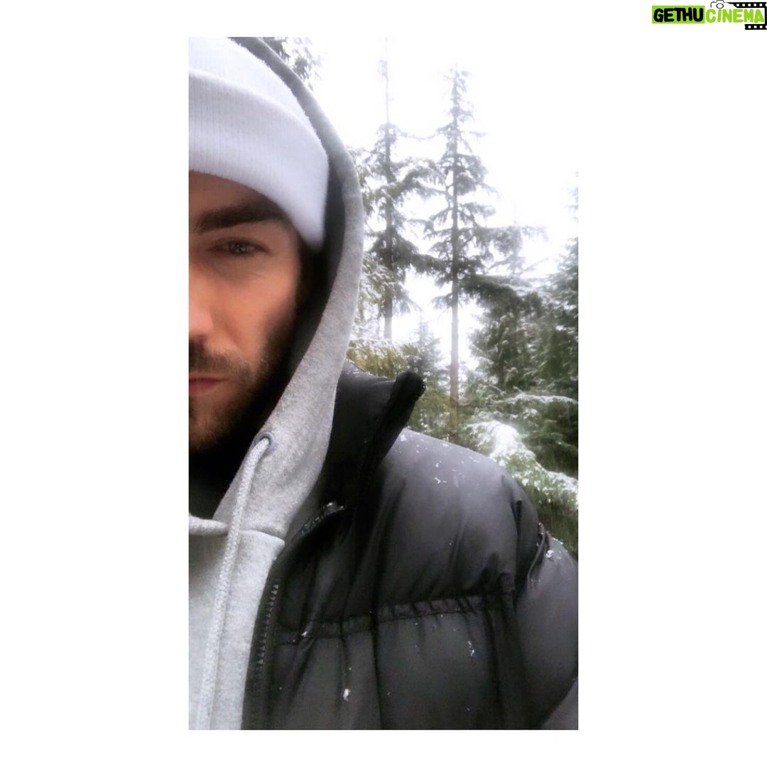 Tom Austen - 46.3K Likes - ☃️