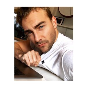 Tom Austen Instagram - Alright listen up everyone if you’ve got a sec. This ones pretty close to my heart.
This Sunday is World Cancer Day.
Every 14 minutes someone in the UK alone learns they have blood cancer. I recently joined the @anthonynolancharity stem cell donor register. It honestly could NOT be easier. Apply online and you’ll get sent a cheek swab in the post, swab, send it back and you could very likely be giving someone a second chance at life. It was a no brainer for me and hope it will be for you too. 
@anthonynolancharity does the most incredible work with donors and recipients and I am SO proud to wear their pin ahead of this Sunday’s World Cancer Day. 
Buy a pin online and show the love or join the register and get lifesaver ready. All links and that in the bio. BIG LOVE and THANKYOU xxx
#anthonynolan 
#worldcancerday