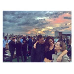 Tom Austen Instagram - Happy happy happy birthday to my best mate and Happy Int’l Alex Park to the rest of you. You know the drill- go show her all your love. 
I cannot wait for everyone to see what done this year mate. I’m so proud of you and so proud to be your mate. 
I miss you like crazy and can’t wait to see you again soon. X

Also shoutout to birthday mum Pip for kindly appearing in this 2021 limited edition birthday print. 💛