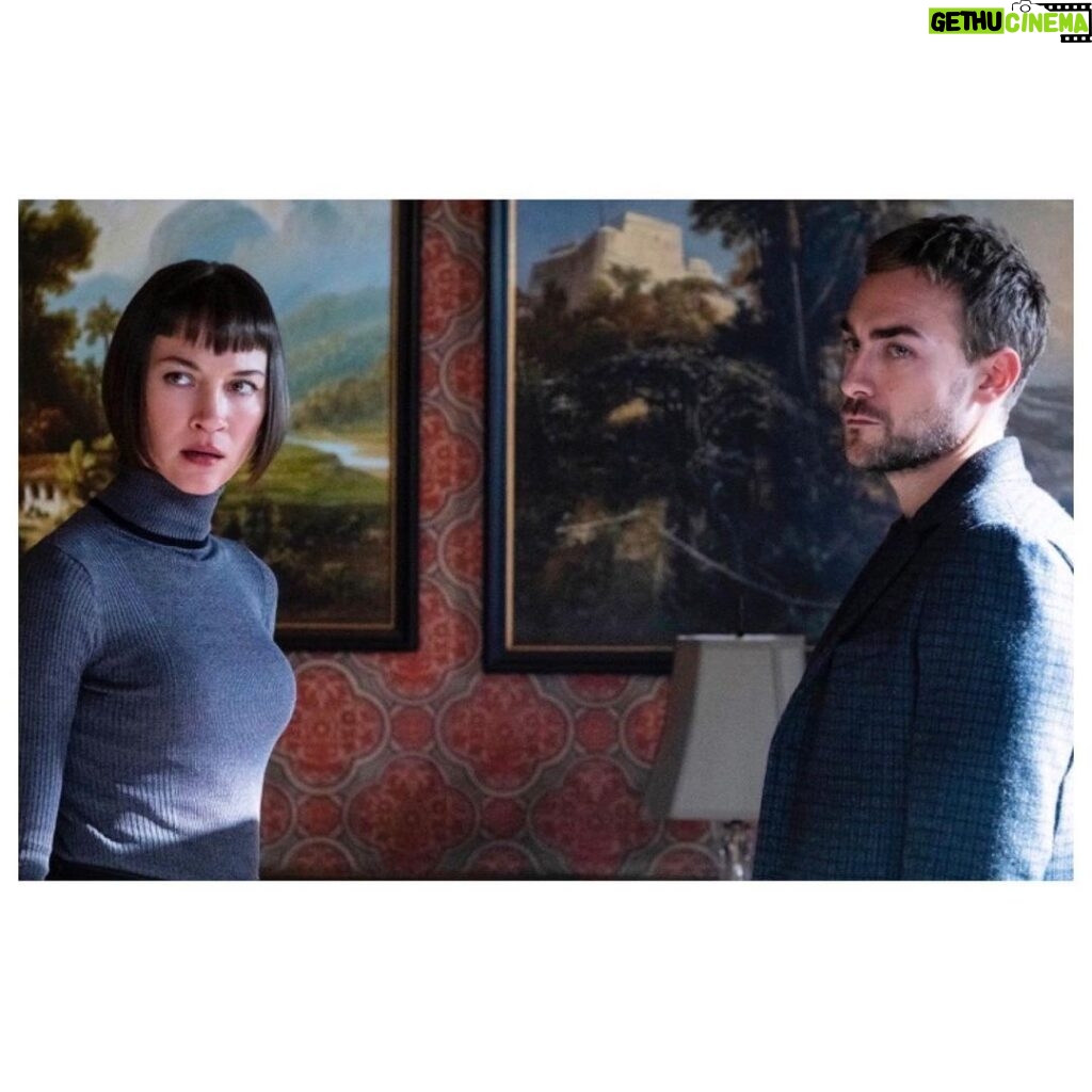Tom Austen Instagram - OFFICIAL HELSTROM FIRST LOOK Daimon Helstrom pictured with lamp. (and sister Ana) Coming to @hulu October 2020. #helstrom 🔥