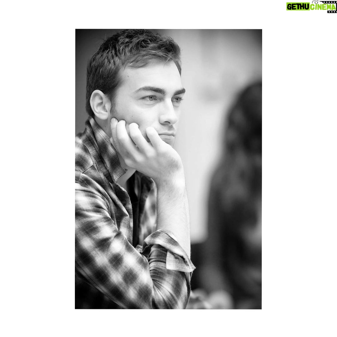Tom Austen - 47.8K Likes - To all professionals in the film, television, theatre, entertainment & arts world, join the challenge to post a photo of you in your job. Just a picture, no description. The goal is to flood social media with our profession. Copy the text & post a pic.
#SaveTheArtsUK
