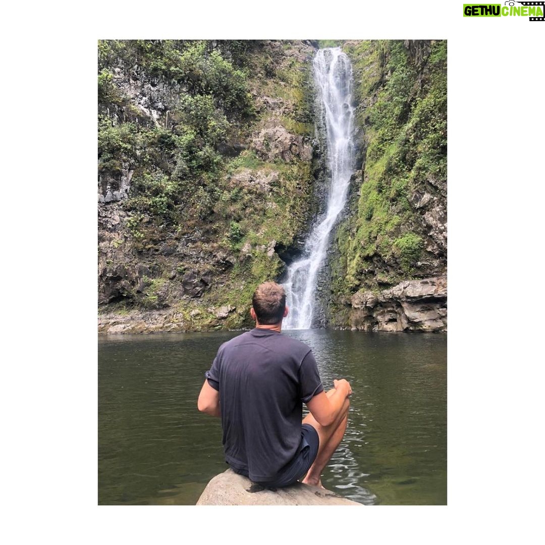 Tom Austen - 26.1K Likes - Hawaii Pt 1