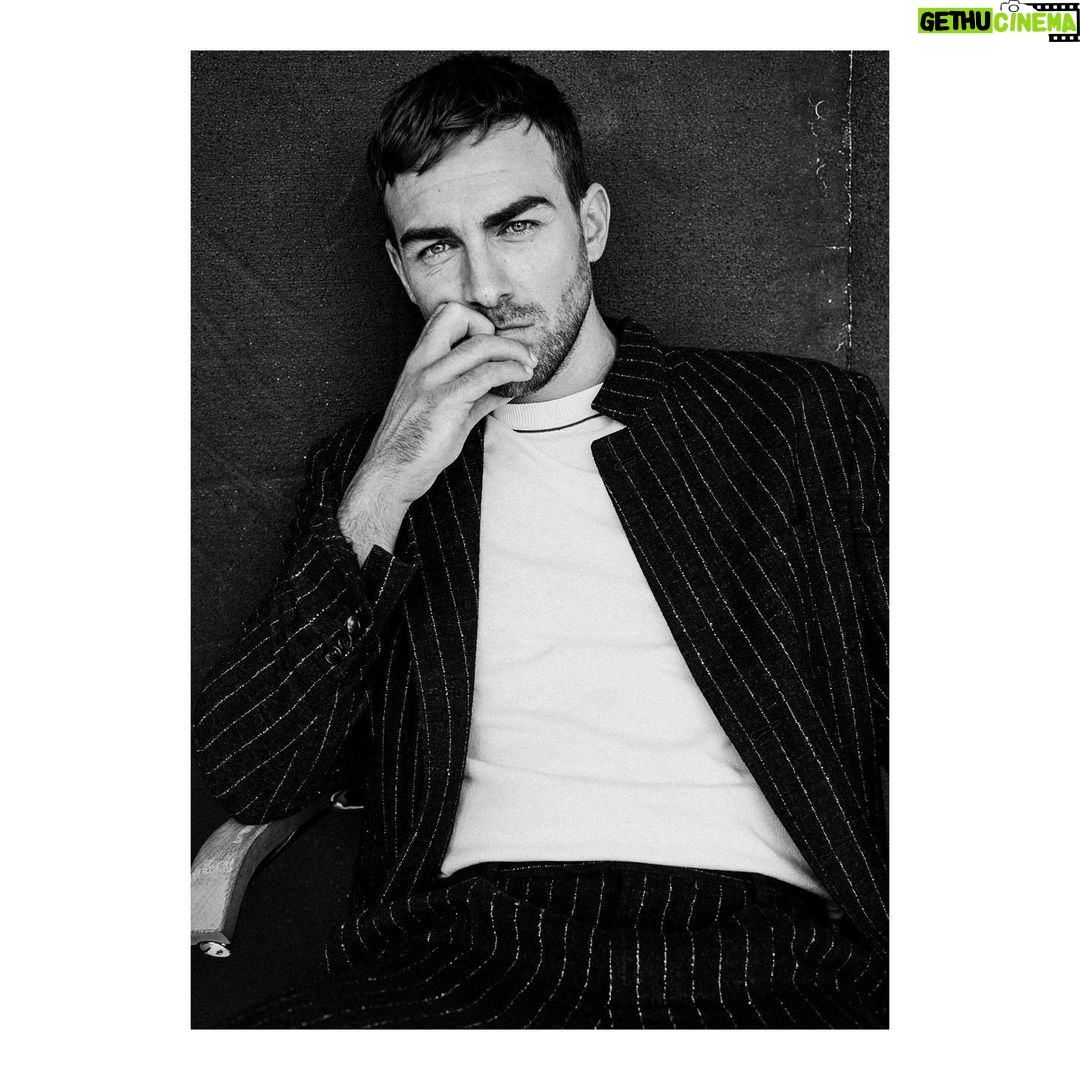 Tom Austen - 46.9K Likes - GLASS MAGAZINE
@theglassmagazine
@nickthompsonstudio
@rosefordestudio
@carlosferraz_
@brunellocucinelli_brand