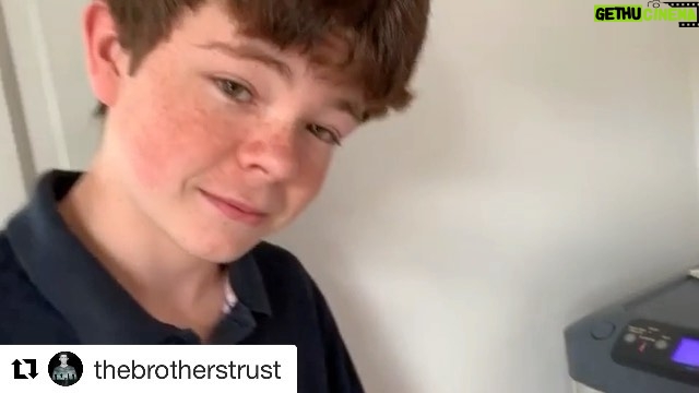 Tom Holland Instagram - We’ve loved working with the The Empowerment plan and with your help we can continue to do so. Please click on the link in my bio to find out how you can join in and how you can get your hands on our limited edition @thebrotherstrustdogsclub posters. @thebrotherstrust @empowermentplan @thelunchbowlnetwork @paddyholland2004 @thebrotherstrustdogsclub #tessaholland #brotherstrustdogsclub #sweepstake #empowermentplan