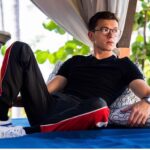 Tom Holland Instagram - Guys I’m bored. I think we should go back to Bali