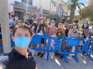 Tom Holland Instagram - Thank you to all the lovely fans who came to set today. Sorry we couldn’t take any photos on your phones, so here are some of mine 📸❤️