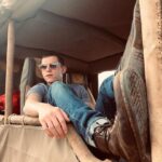 Tom Holland Instagram - It’s 2020! Happy new year everyone. Big things to come 🕷🕸🍒🍒🧗🏻‍♂️🧗🏻‍♂️🧝🏼🧝🏼