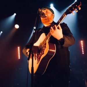 Tom Walker Instagram - Having such an epic time on tour, feels so good to be back on stage. Here's a couple of clips and random bits from along the way 😘