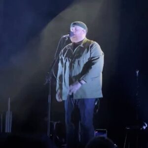 Tom Walker Instagram - Having such an epic time on tour, feels so good to be back on stage. Here's a couple of clips and random bits from along the way 😘