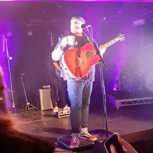 Tom Walker Instagram - Having such an epic time on tour, feels so good to be back on stage. Here's a couple of clips and random bits from along the way 😘