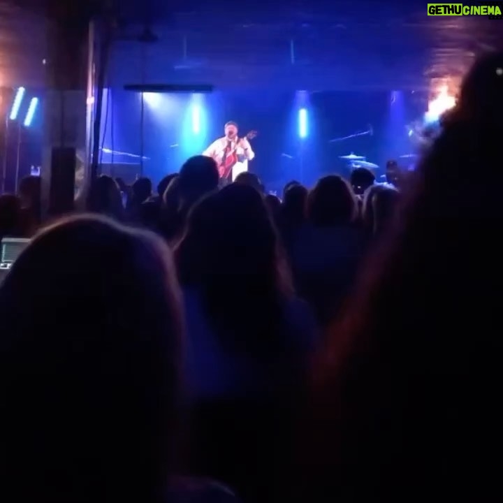Tom Walker Instagram - Having such an epic time on tour, feels so good to be back on stage. Here's a couple of clips and random bits from along the way 😘