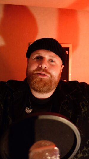 Tom Walker Instagram - Here’s the song we wrote together...with all your comments
It’s mad how many of you commented to give me a word or sentence that summed up your 2023, it was a bit of a mix between heartbreak and happiness...Some people have had an absolute shocker this past year. Thanks for sharing these, obviously I couldn’t use everything, but used as many as possible! These are the comments that really got me