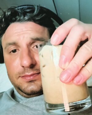 Tommy Little Instagram - This is a “non alcoholic” drink. Apparently they have been serving them on planes for some time but this was the first time I’ve tried one. It was delicious but unfortunately it didn’t make me look as cute or red or bloated as that time I drank two litres of baileys on a flight and for some god unknown reason decided it was selfie time. Anyway, new year new you stuff 🙏