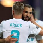 Toni Kroos Instagram - My god what a player…😱😱😱 One of a kind! What a pleasure it has been to share the pitch with you for the last 9 years… all the best King Karim @karimbenzema 👑