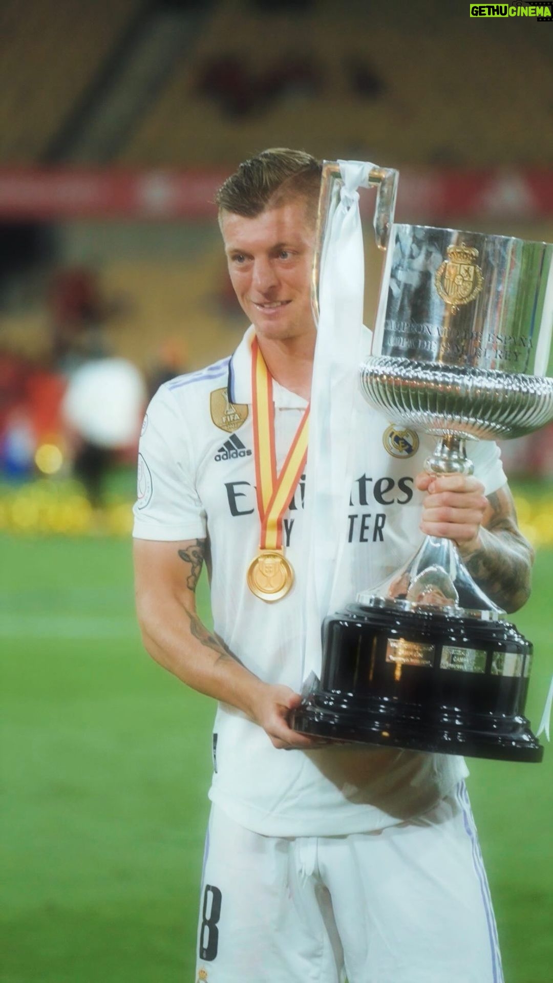 Toni Kroos Instagram - ππ‘ππ π π¦π¨π¦ππ§π, π°π‘ππ π π§π’π π‘π! ππ€© #CAMPEONESCOPA ____ π #Sports360 Estadio OlΓmpico de La Cartuja