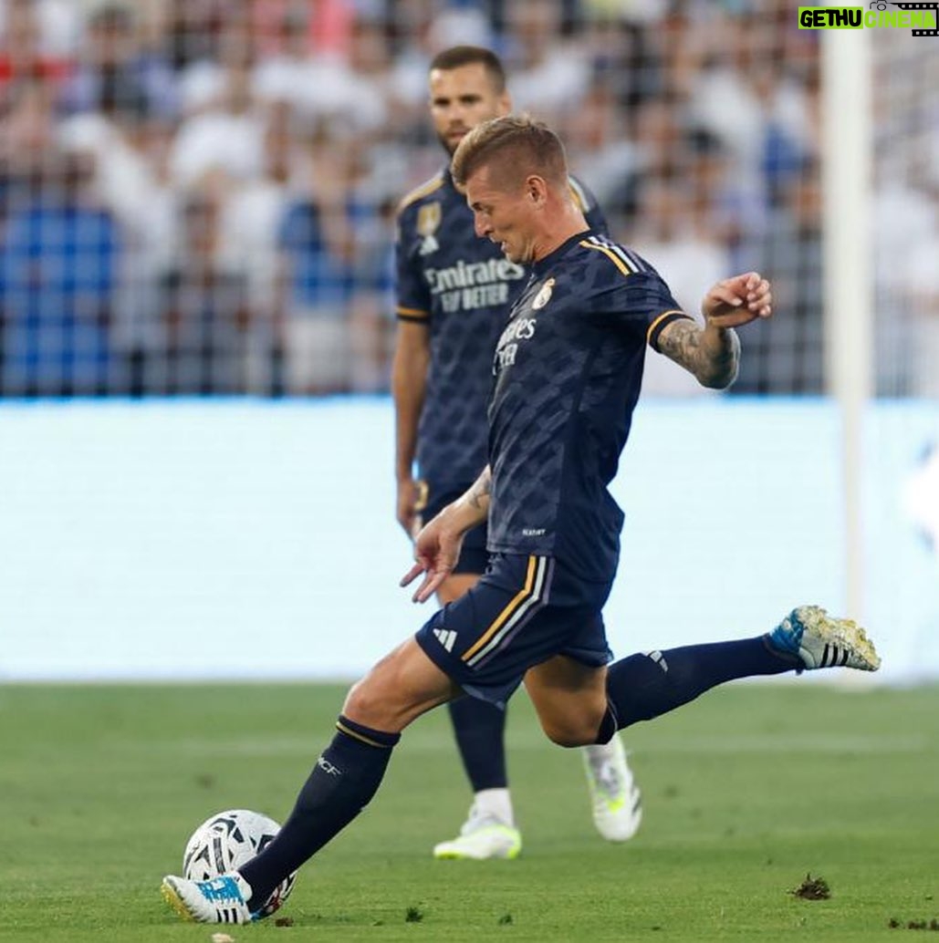 Toni Kroos Instagram - US Tour✅ Amazing reception from our fans in LA, Houston, Dallas and Orlando!