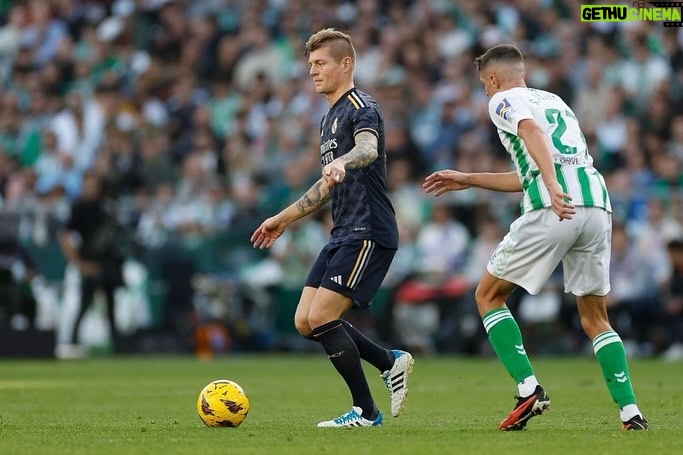 Toni Kroos Instagram - Well controlled game. We take the point and keep going!